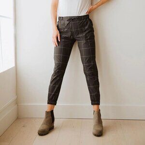 Black Checkered woman’s Pants